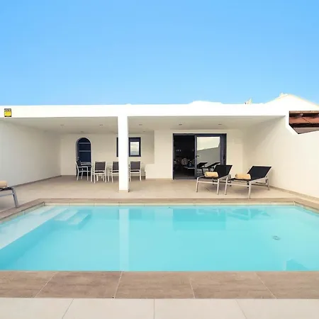 Garoe Villa *